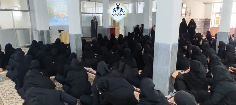 طرح قاضی در مدرسه با موضوع «کارگاه آموزشی پیشگیری از آسیبهای اجتماعی» طرح قاضی در مدرسه با موضوع «کارگاه آموزشی پیشگیری از آسیبهای اجتماعی»